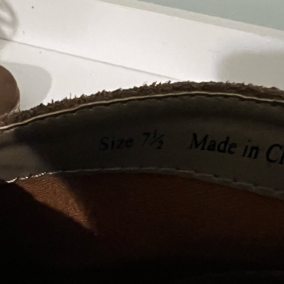 Women’s wedge heeled ankle boots by Dolce Vita Size 7 1/2. NWOT. - Picture 5 of 5